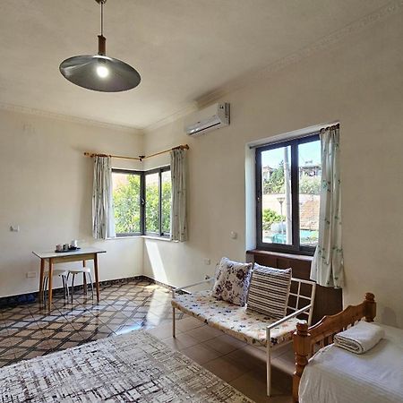 Angie'S Shared Villa Tam Tirana Exterior foto