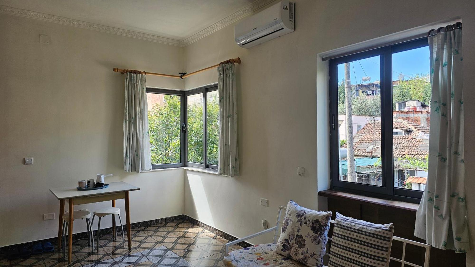 Angie'S Shared Villa Tam Tirana Exterior foto